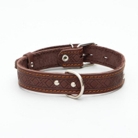 Ошейник кожаный тисненый однослойный с табличкой, 60 х 3 см, ОШ 45-57 см, коричневый Ошейник кожаный тисненый однослойный с табличкой, 60 х 3 см, ОШ 45-57 см, коричневый