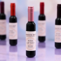 Тинт для губ &laquo;Вино&raquo;, микс цветов и ароматов