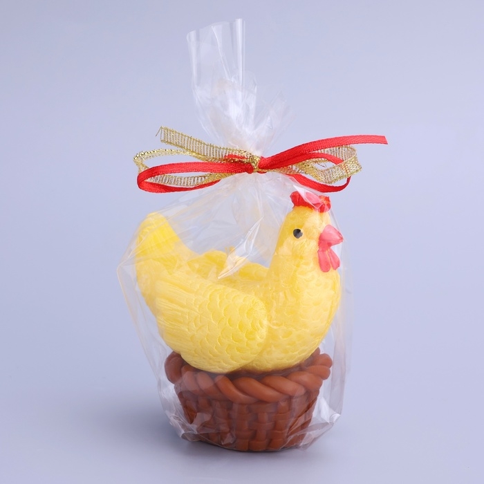 Декоративная свеча Декоративная свеча "Курочка в корзинке"