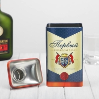 Коробка жестяная в форме бутылки под крепкий алкоголь &laquo;Первый&raquo;