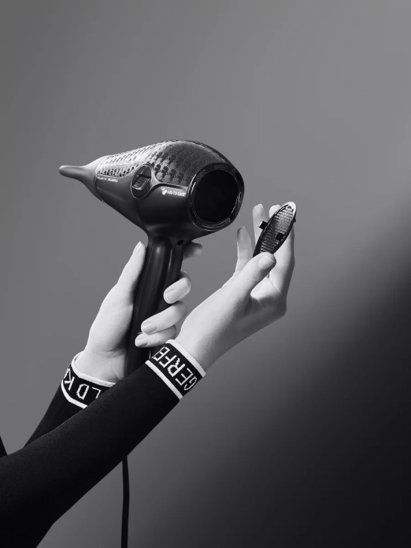 Фен для волос Karl Lagerfeld CV613LF0, черный