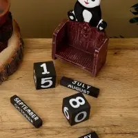 Календарь настольный "Панда" дерево 11х5х14 см