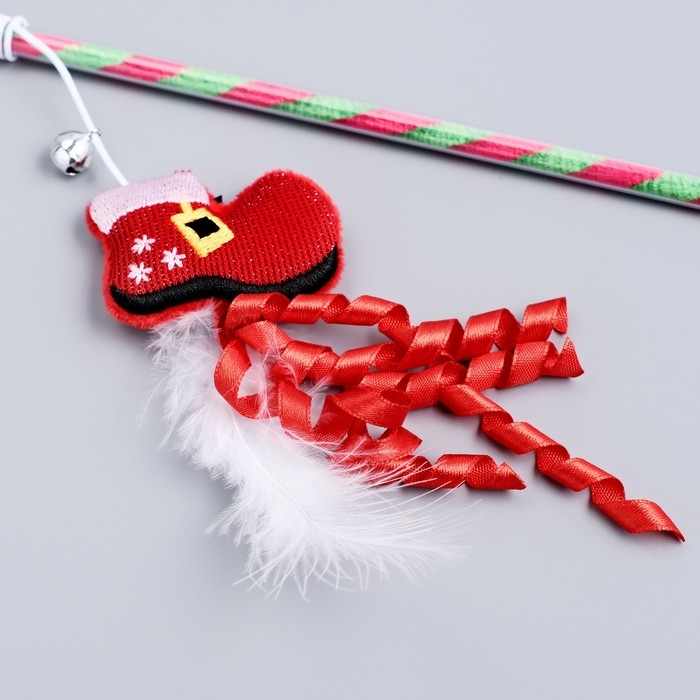 Новый год. Дразнилка-удочка для кошек с бубенчиком Новый год. Дразнилка-удочка для кошек с бубенчиком "Ботинок", 40 см