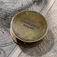 Компас "Компас и лупа" латунь 7х7х2,5 см Компас "Компас и лупа" латунь 7х7х2,5 см