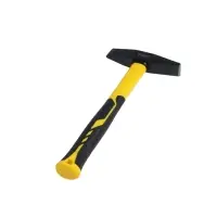 Молоток сварщика ТУНДРА, двухсторонний плоский боек, двухкомпонентная рукоятка, 500 г