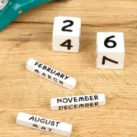 Календарь настольный &laquo;Кошка&raquo;, 14&times;5.4&times;10 см, дерево, зелёный