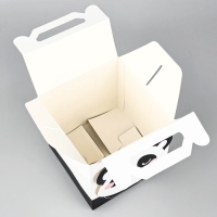 Подарочная упаковка &laquo;Панда&raquo; 15 х 15 х 15 см