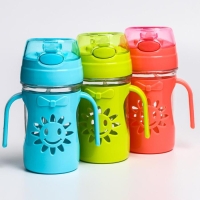 Поильник детский с силиконовой трубочкой &laquo;Солнышко&raquo;, 250 мл., с ручками, цвет МИКС