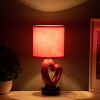 Настольная лампа с абажуром RISALUX &laquo;Сердце&raquo;, Е14, 40 Вт, красный, фигурное основание, 13&times;13&times;29 см