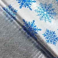 Плёнка упаковочная на Новый год фольгированная &laquo;Снежинки&raquo;, 70 х 50 см