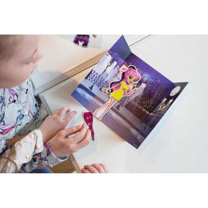 Магнитная игра &laquo;Одень куклу: стильная штучка&raquo;