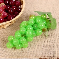 Муляж "Виноград глянец" 45 ягод 18 см, микс Муляж "Виноград глянец" 45 ягод 18 см, микс