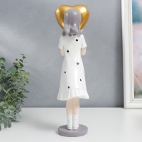 Сувенир полистоун "Девочка в белом платье в горох, с сердцем у лица" 30х10х8 см