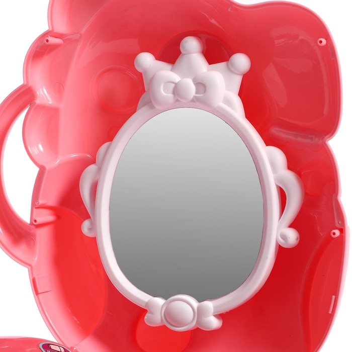 Игровой набор &laquo;Модница&raquo; в чемоданчике, 18 предметов