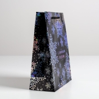 Пакет голография вертикальный &laquo;С Новым годом&raquo;, MS 23 х 18 х 10 см