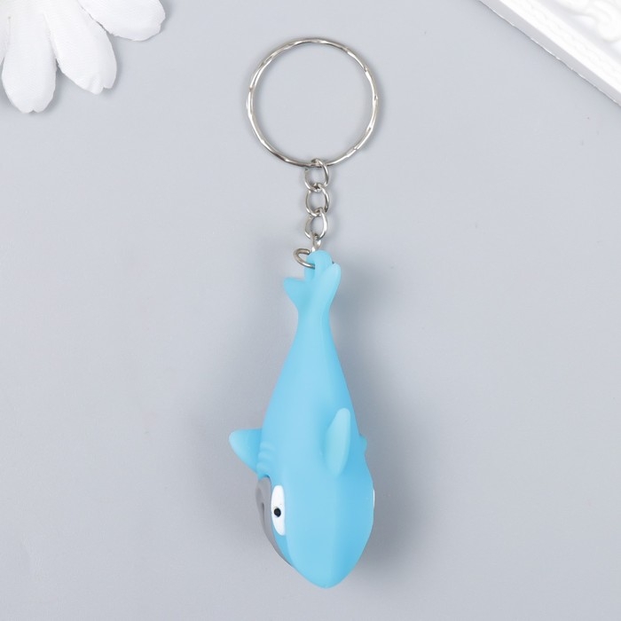 Брелок резина "Акула" 6х2,8х2,7 см