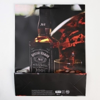 Пакет подарочный ламинированный, упаковка, &laquo;Крутой мужик&raquo;, L 28 х 38 х 9 см