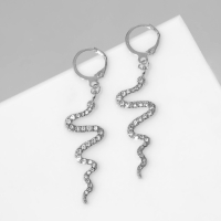 Новый год! Символ года 2025! Серьги висячие со стразами &laquo;Змейка&raquo;, цвет белый в серебре
