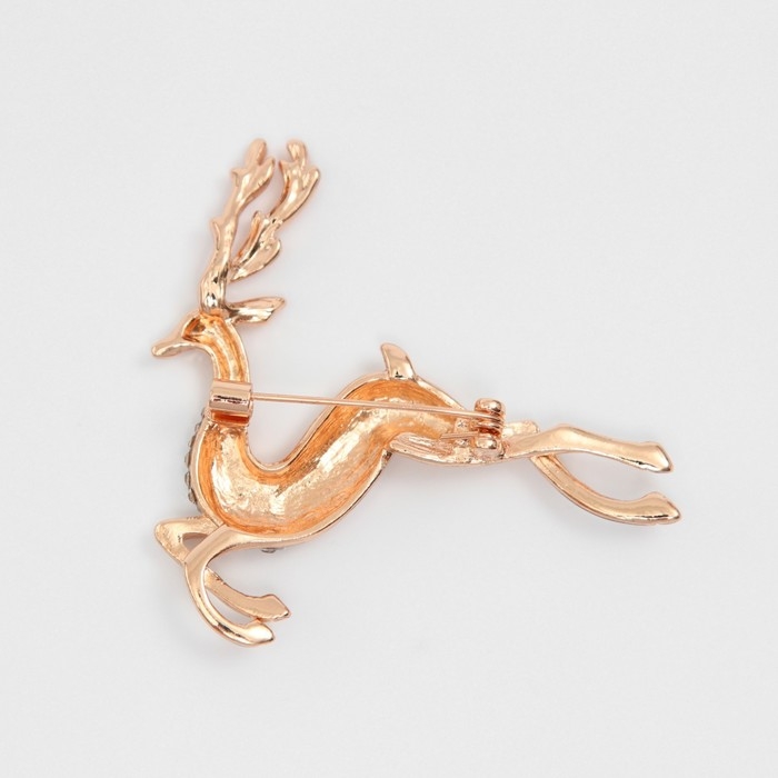 Брошь &laquo;Олень&raquo;, цвет белый в золоте