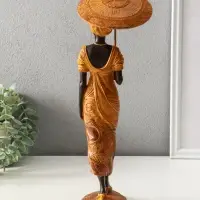 Сувенир полистоун "Африканка в горчичном наряде с зонтом" 11,5х11,5х36,5 см