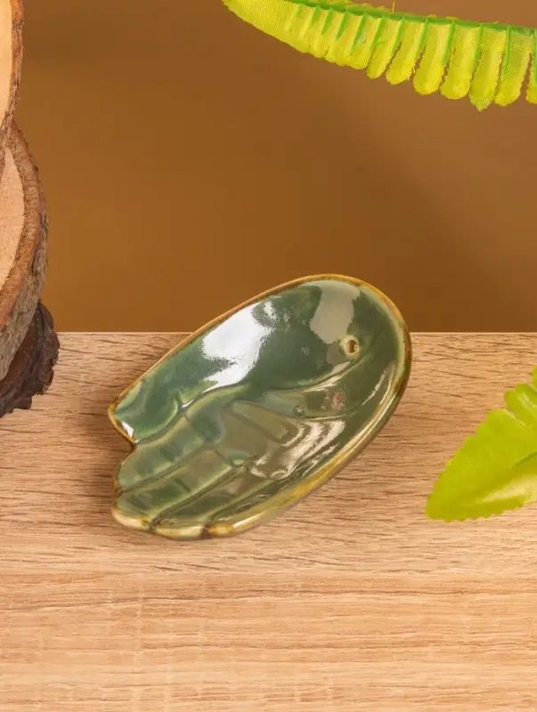 Подставка под благовония "Ладонь Будды" керамика, цв. МИКС, 10х6х2 см