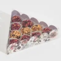 Коробка для кондитерских изделий с пластиковой крышкой &laquo;Акварель&raquo;, 18 х 18 х 4 см