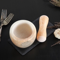 Ступка с пестиком из камня Доляна «Мрамор», 10×8 см, цвет бежевый Ступка с пестиком из камня Доляна «Мрамор», 10×8 см, цвет бежевый