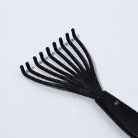 Щётка для чистки расчёсок, чёрная