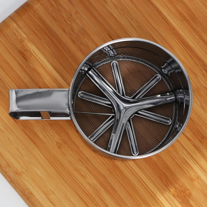 Просеиватель для муки &laquo;Ешь, готовь, люби&raquo;, 375 мл