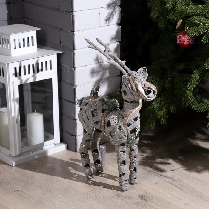 Светодиодная фигура «Серый олень» 29 × 42 × 10 см, металл, текстиль, батарейки ААх2 (не в комплекте), свечение тёплое белое Светодиодная фигура «Серый олень» 29 × 42 × 10 см, металл, текстиль, батарейки ААх2 (не в комплекте), свечение тёплое белое