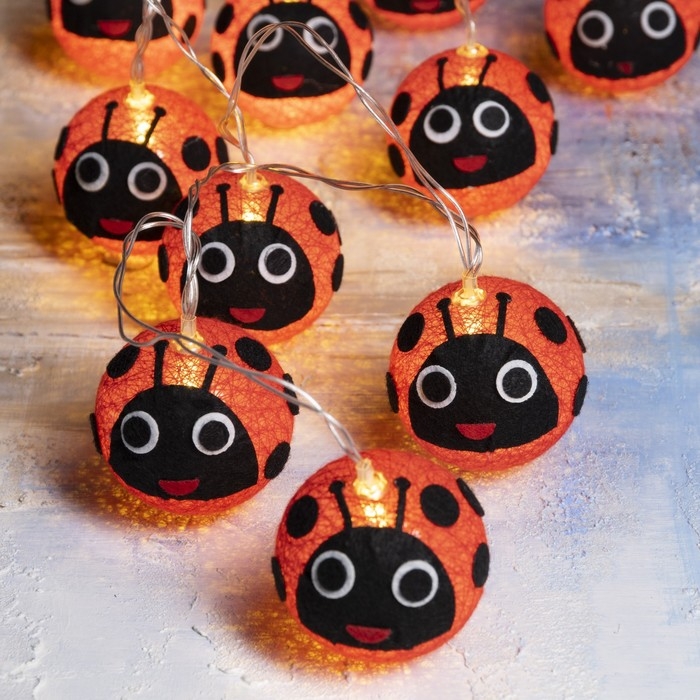 Гирлянда &laquo;Нить&raquo; 2 м с насадками &laquo;Божья коровка&raquo;, IP20, прозрачная нить, 10 LED, свечение тёплое белое, AAх2