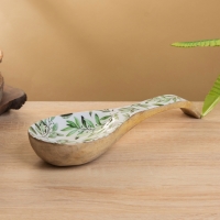 Подставка под ложку "Оливковая ветвь" дерево манго 25,5х9х3,8 см