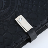 Ежедневник со встроенным зарядным устройством 8000 мАh и флешкой 16 ГБ &laquo;Дракон&raquo;, 17,5 х 3,8 х 23,3 см.