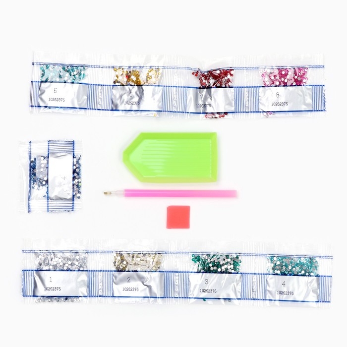 Шоперы с алмазной мозаикой &laquo;Новый год&raquo;