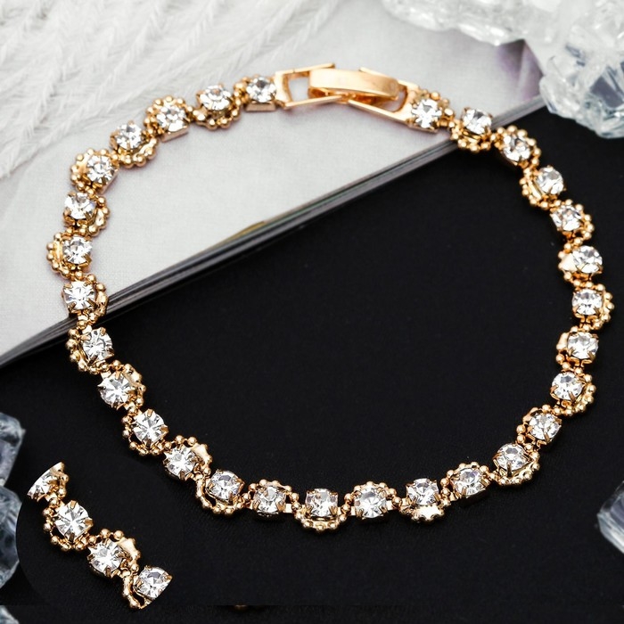 Браслет со стразами &laquo;Лёд&raquo; ручей, цвет белый золоте, 18 см