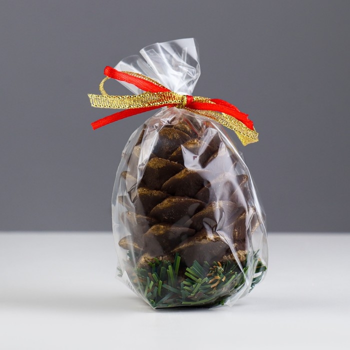 Свеча декоративная Свеча декоративная "Шишка на ёлке", 6х6х8,5 см