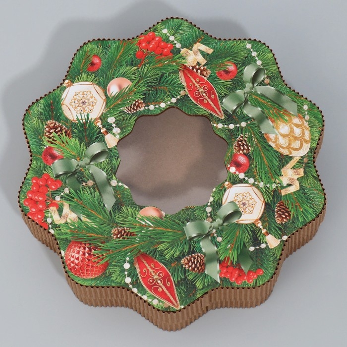 Коробка подарочная «Венок», 21 х 22 х 5 см Коробка подарочная «Венок», 21 х 22 х 5 см