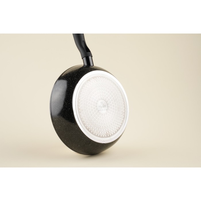 Сковорода алюминиевая с высоким бортом SL Home, d=24 см, h=6,3 см, антипригарное покрытие, индукция, цвет чёрный Сковорода алюминиевая с высоким бортом SL Home, d=24 см, h=6,3 см, антипригарное покрытие, индукция, цвет чёрный