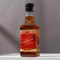 Новогодний подарочный набор косметики &laquo;Первый во всём&raquo;, гель для душа во флаконе виски 250 мл и гель для бритья 110 мл, Новый Год