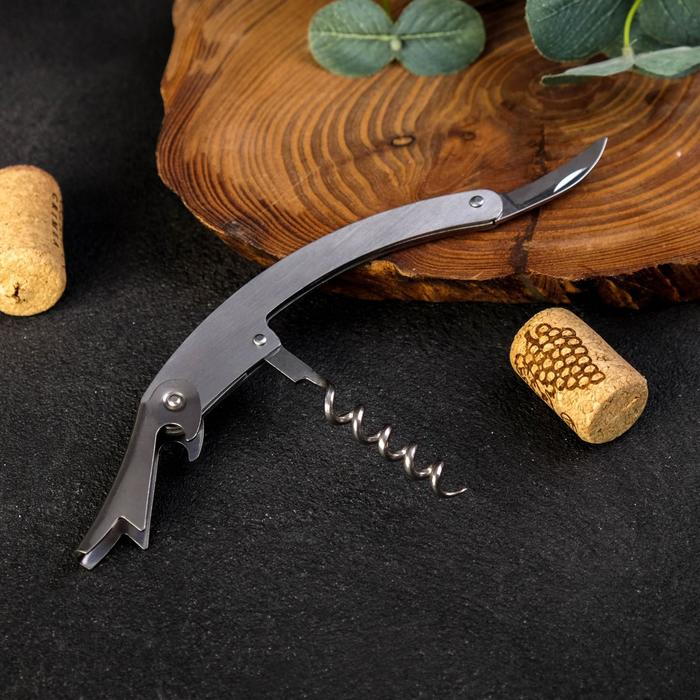 Винный набор: штопор, аэратор, каплеулавливатель, пробка для бутылки вина и нож для фольги &laquo;Вино всегда хорошая идея&raquo;.