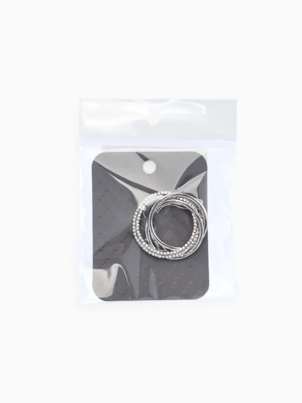 Зажим для платка "Узоры" круг, цвет белый в серебре