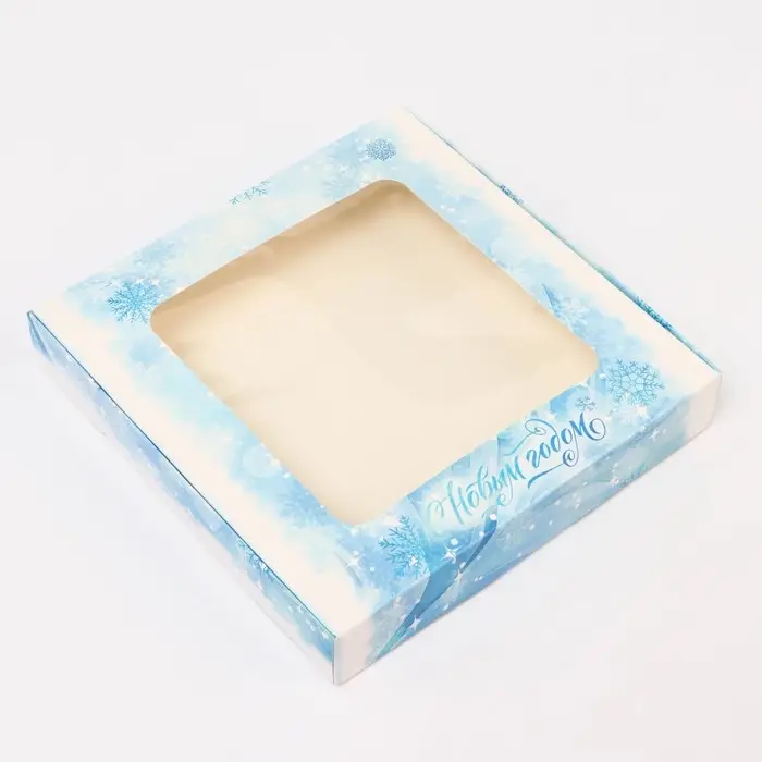 Подарочная коробка сборная с окном &laquo;Метель&raquo;, 19&times;19&times;3 см