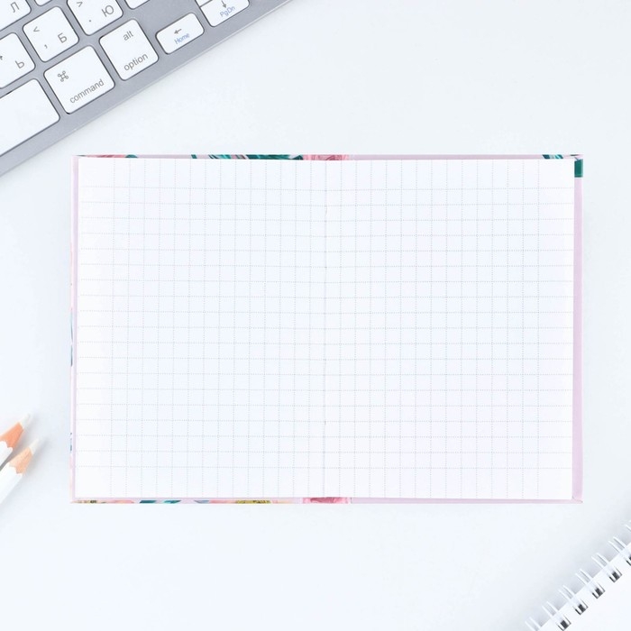 Блокнот в твердой обложке А7, 64 л &laquo;С 8 Марта ЦВЕТЫ и БАБОЧКИ&raquo;