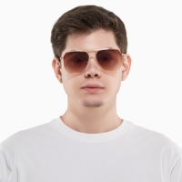 Очки солнцезащитные uv 400, дужка 14.2 см, ширина 13.1 см, линза 5.1 х 5.9 см