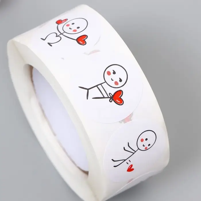 Наклейка бумага "Романтик" d=2,5 см 500 шт в рулоне 3х6,5х6,5 см