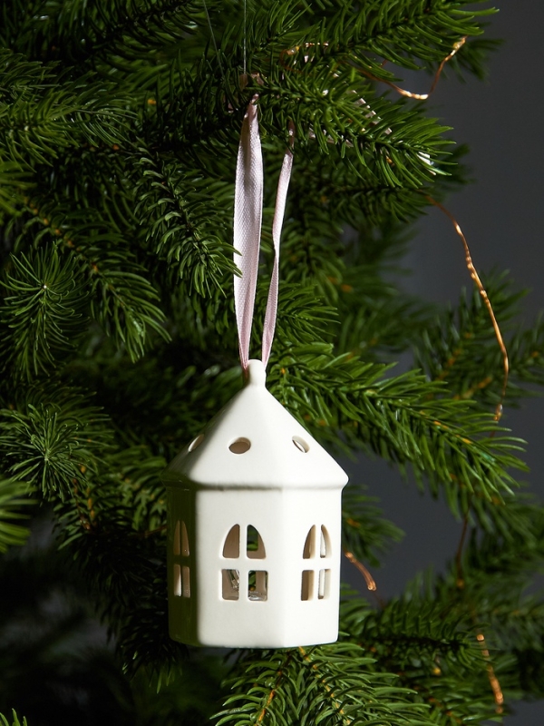 Светодиодная подвеска "Домик" 9.3х6х6, 1 LED, LR44x3(в компл.), Т/БЕЛЫЙ