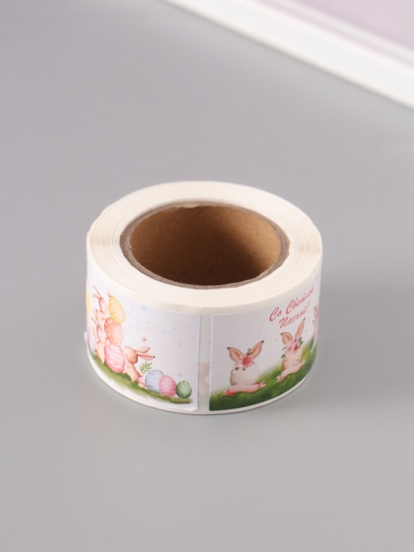 Наклейка бумага "Пасхальные кролики" 3х5 см 200 шт в рулоне