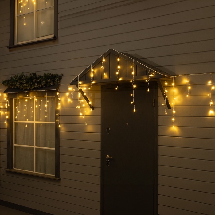 Гирлянда &laquo;Бахрома&raquo; 25 &times; 0.7 м, IP44, УМС, белая нить, 450 LED, свечение тёплое белое, 220 В