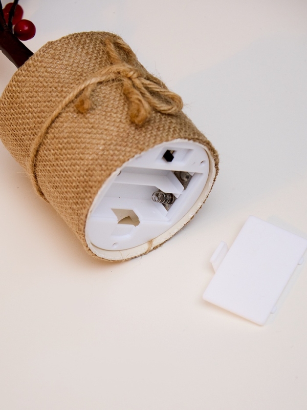 Светодиодный куст &laquo;Рябина&raquo; 45 см, 24 LED, постоянное свечение, от батареек ААх3 (не в комплекте), свечение тёплое белое