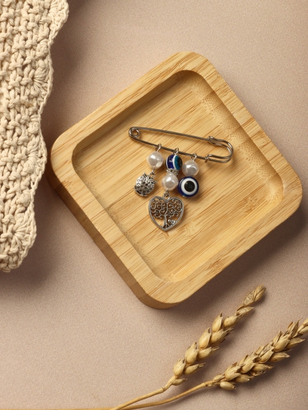 Булавка-оберег &laquo;Дерево семейного счастья&raquo;, 5см, цвет синий в серебре